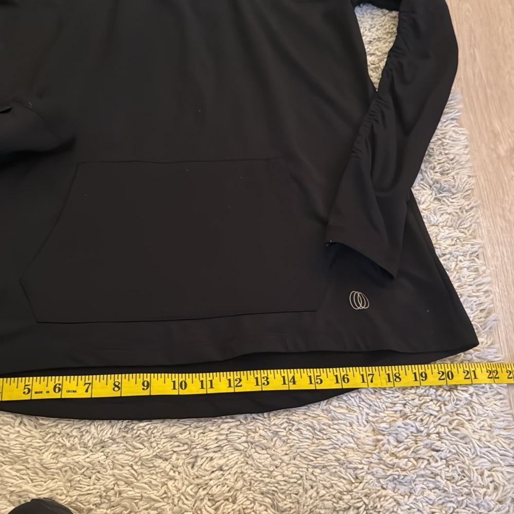 Black hooded top. Excellent condition. - Picture 2 of 6